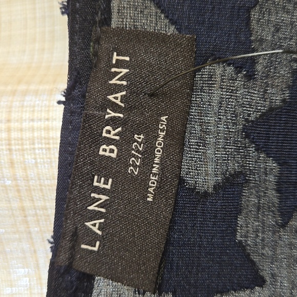 Lane Bryant peek-a-boo tunic women's US 20/22 - Picture 2 of 8